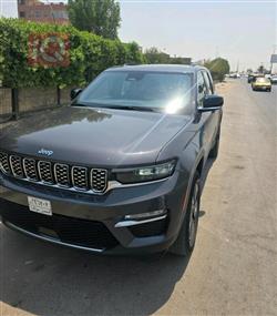 جیپ گراند شیرۆکی